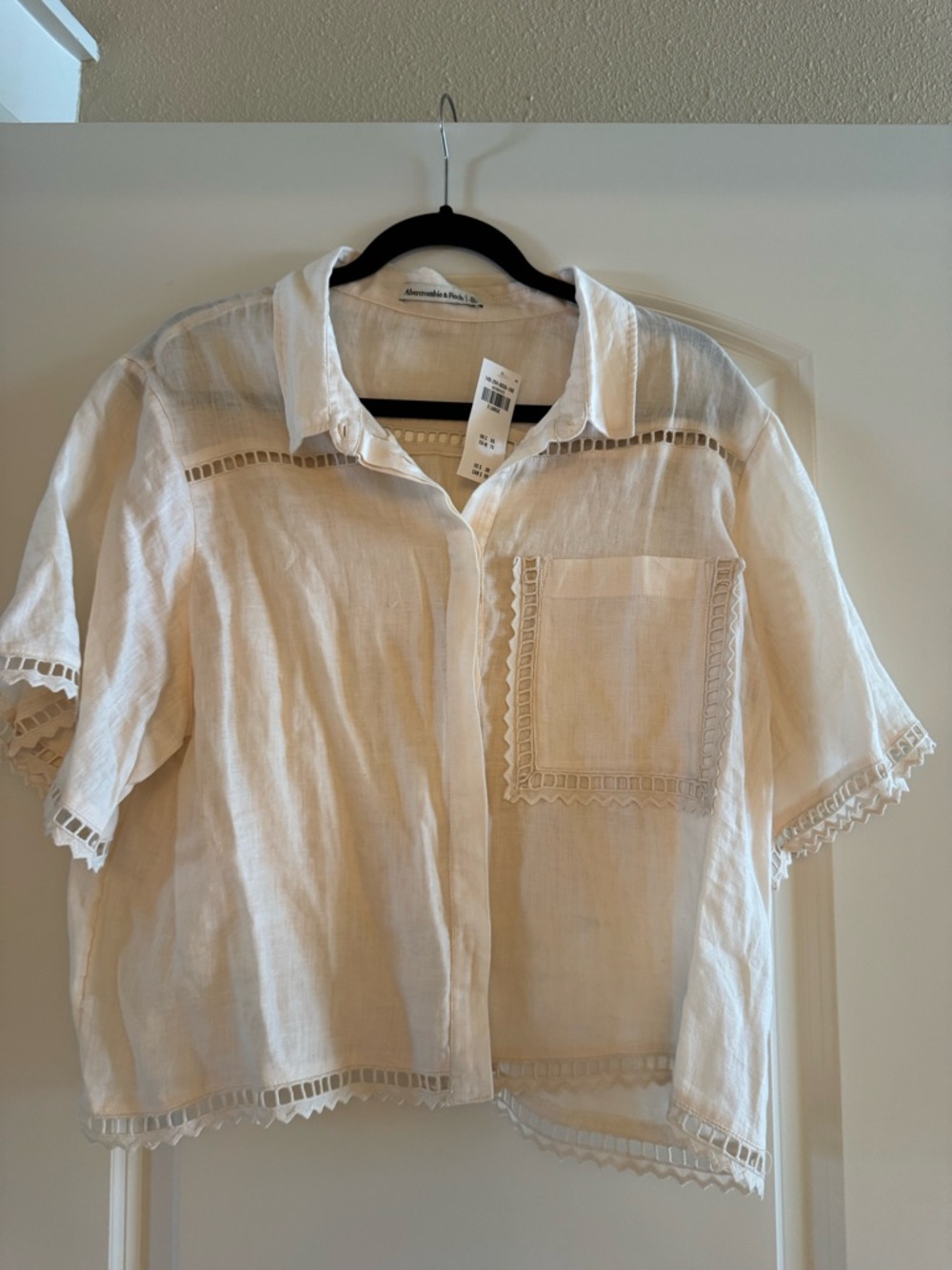 NWT Abercrombie & Fitch button up blouse